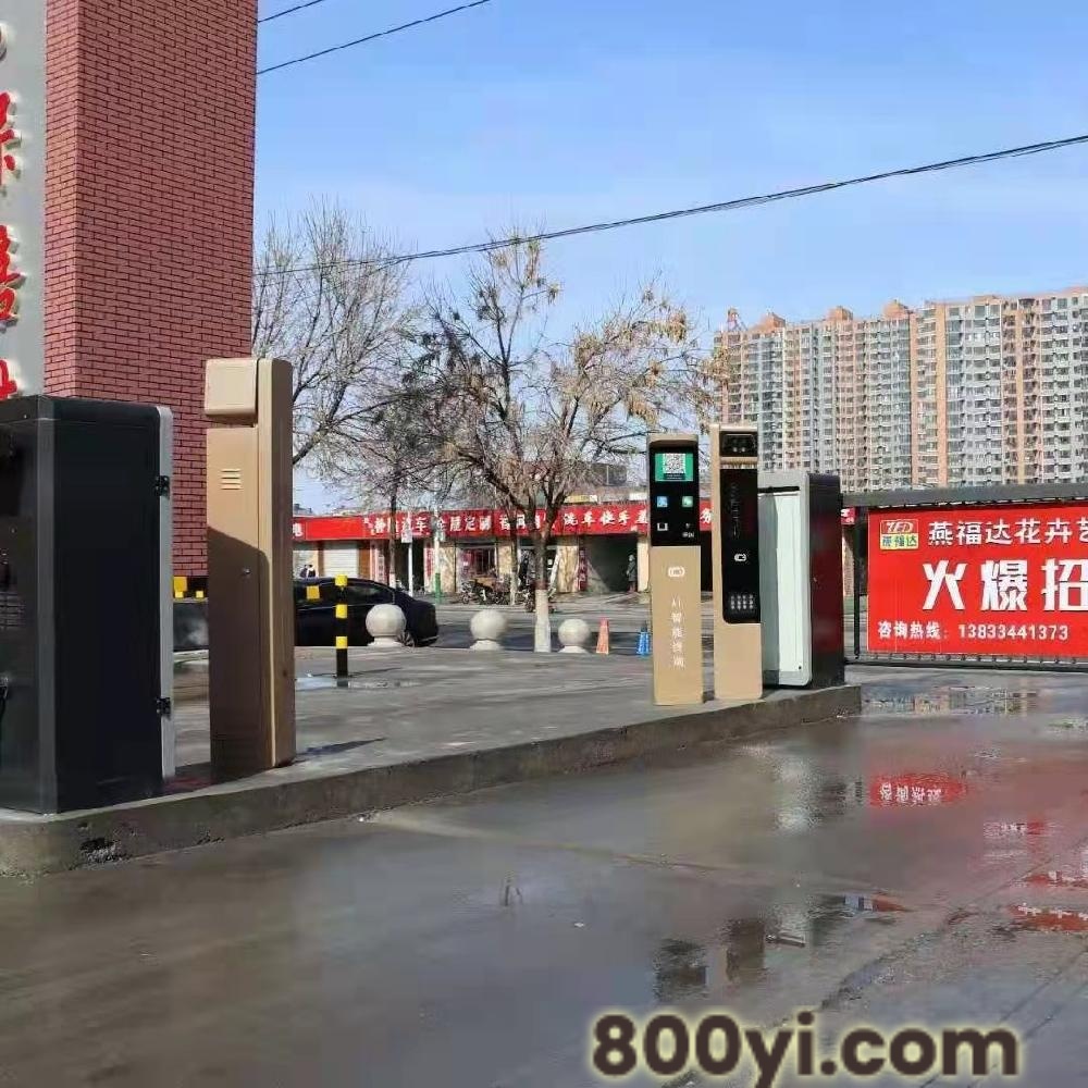 深圳市智能停车场管理系统厂家-车牌识别栅栏道闸一体机